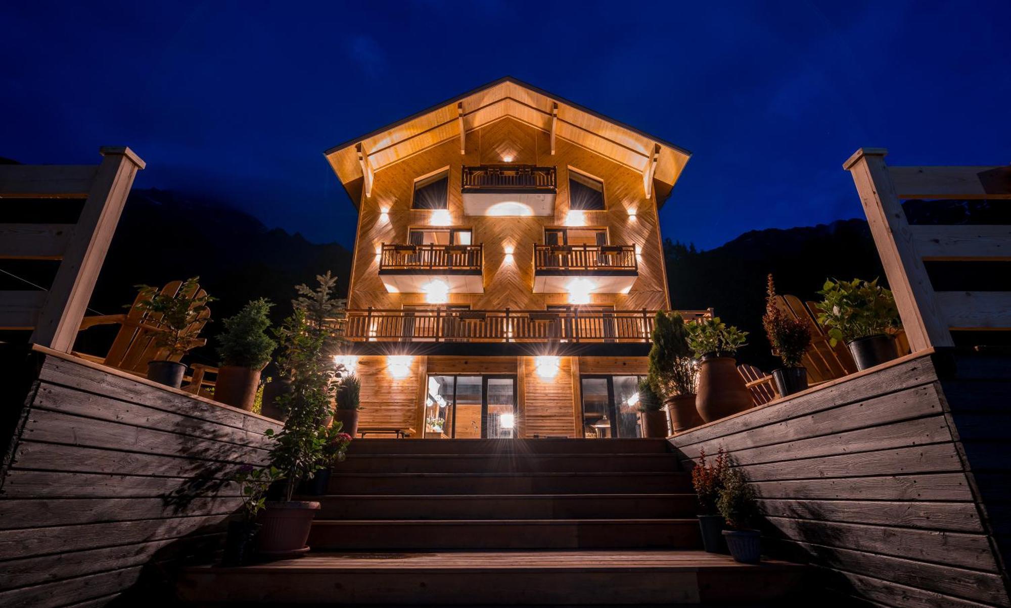 1740 Boutique Hotel Kazbegi Stepantsminda Exterior foto